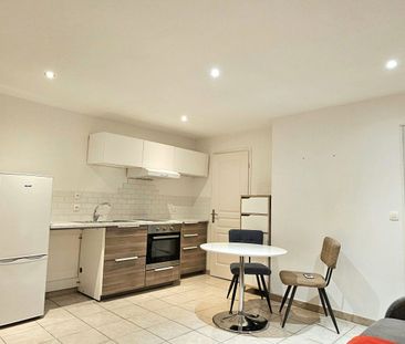 Location Appartement 1 pièce 20m² GONFARON 83590 - Photo 6