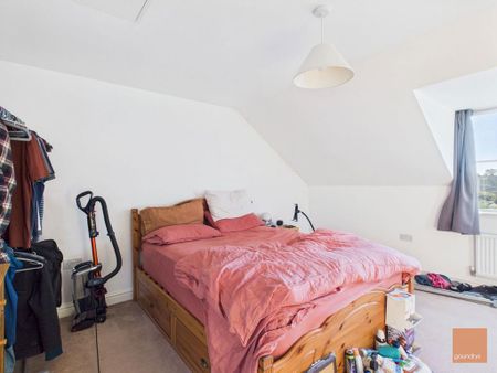 3 bedroom semi-detached house to rent - Photo 3