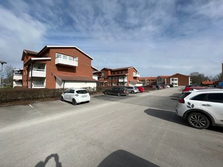 Sveagatan, Kvänum - Photo 3