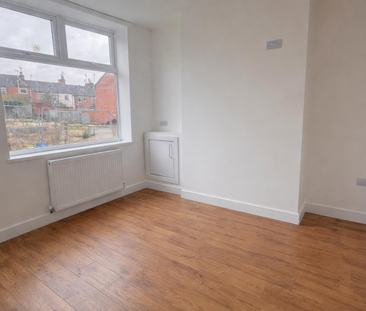 2 bed terraced to rent Cromwell Street, NG18 - Photo 6