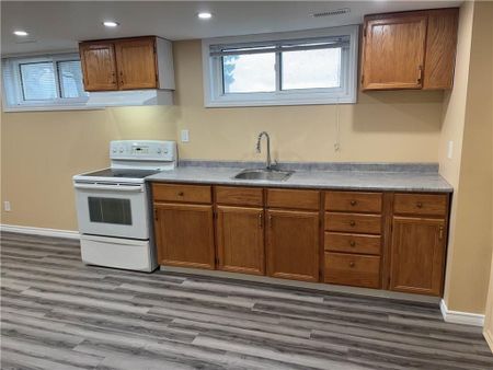 For Lease - 1130 #24 Regional Road Unit# Lower Level, West Lincoln, Ontario - Photo 3