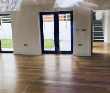 Melcorn Drive, Newton, SA3 4UN, Swansea - Photo 1