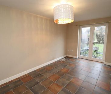 4 bedroom terraced house to rent - Photo 2