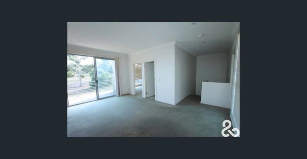 Low-Maintenance Living in Prime Location - Photo 1