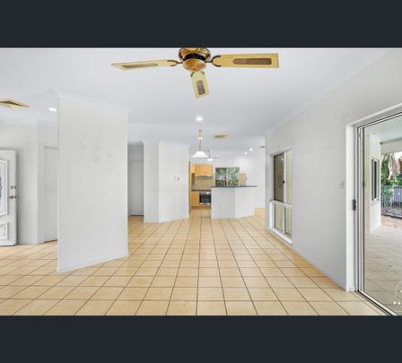 4 Parkinson Avenue, Kewarra Beach, Qld 4879 - Photo 1