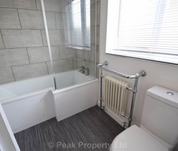 Room 4 - Westborough Road, Westcliff On Sea - Photo 2