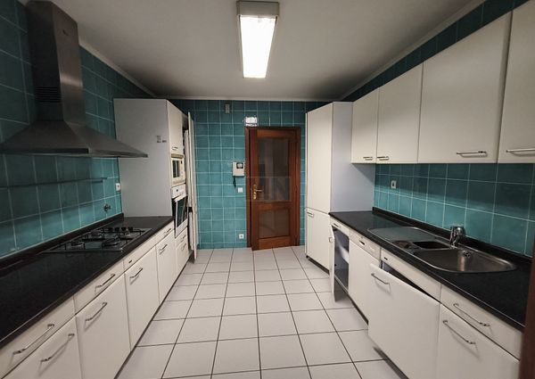 Apartamento T5 em Coimbra