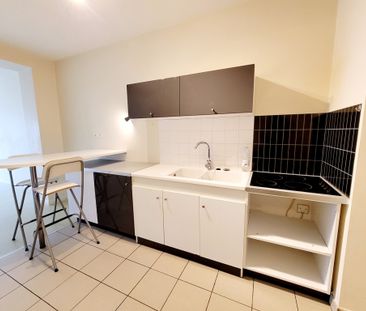 Location Appartement 2 pièces 66m² BOULOGNE SUR MER 62200 - Photo 4