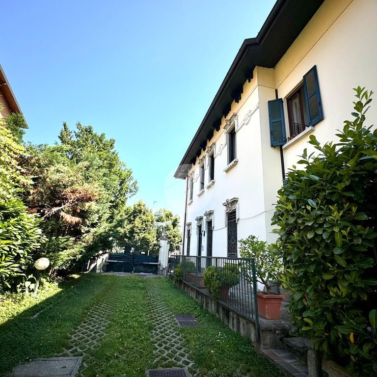 Bilocale in affitto - Photo 2