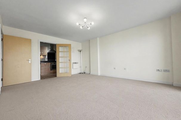 2 bedroom flat to rent - Photo 1