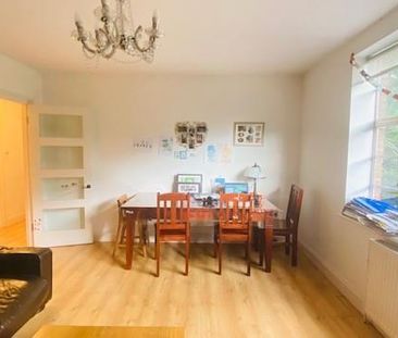 3 bedroom apartment to rent - Photo 2