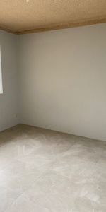 TILED THROUGHOUT!!! - Photo 4