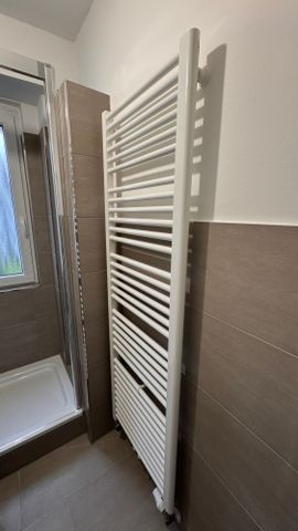 *** Erstbezug nach Modernisierung! Attraktive 3-Zimmerwohnung mit Balkon in ruhiger Lage! *** - Photo 2