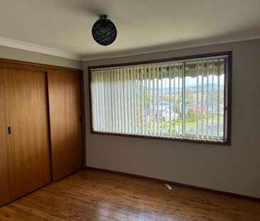 Spacious & Bright Home - Photo 1