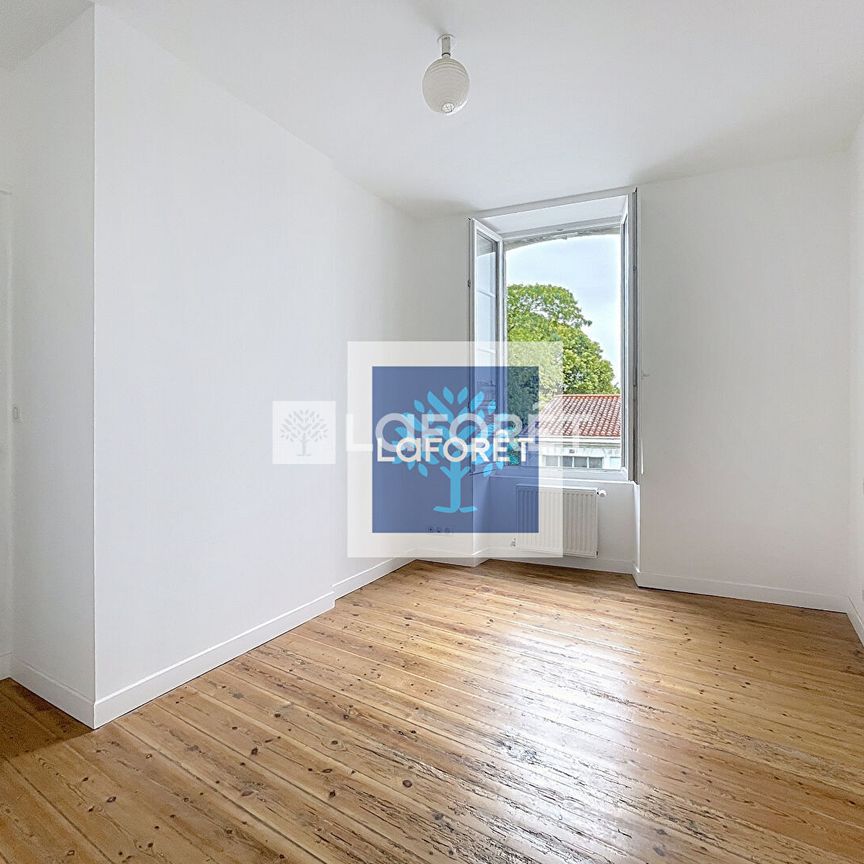 Maison T5 près de SAINT JEAN D ANGELY à louer - Photo 1