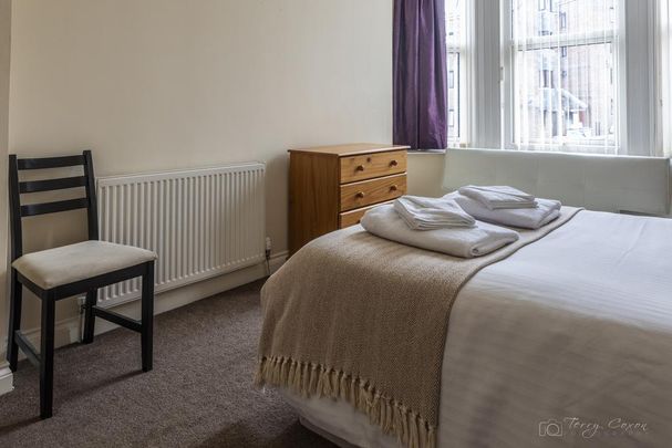 4 bedroom house share to rent - Photo 1