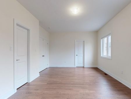 For Lease - 21 La Reine Avenue Unit# MAIN, Richmond Hill, Ontario - Photo 3