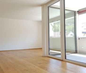 neuwertige 3 1/2-Zimmer-Wohnung mit zentraler Lage - Photo 3
