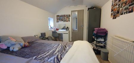 4 bedroom house to rent - Photo 3