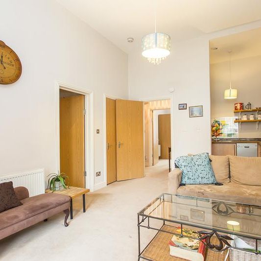 2 bedroom flat to rent - Photo 1