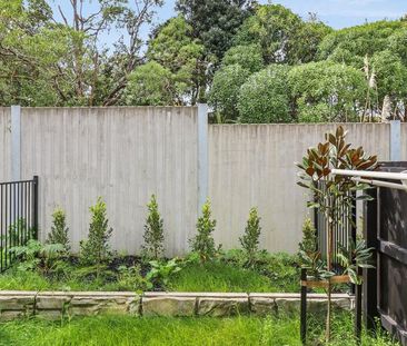 Three bedroom townhouse! - Photo 4
