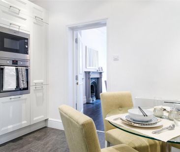 4 bedroom flat to rent - Photo 2