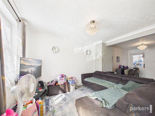 Oxford Road, Reading, Berkshire, RG30 - Photo 1