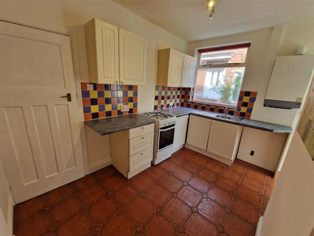 2 bed flat to rent in Cornel Road, High Heaton, NE7 - Photo 5