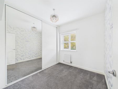 3 bedroom detached house to rent - Photo 3