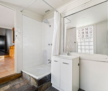 17 Bayview Street, Prahran VIC 3181 - House For Rent | Domain - Photo 6