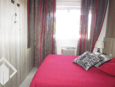 Apartamento com 2 quartos e 66m² para alugar em Vila Ipiranga, Porto Alegre. - Foto 4