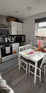 Studio Flat, Portswood Road, SO17 - Photo 3