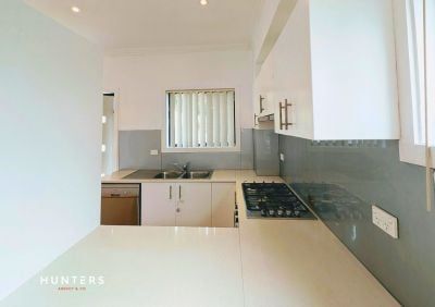 Immaculate Quiet Rear Duplex with Ducted Air Conditioning - Photo 5