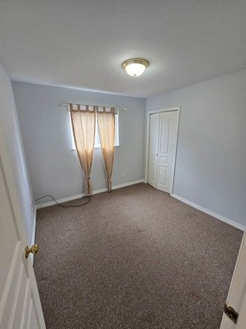 2 Bedroom Suite in a Quiet Location in West Newton - Photo 3