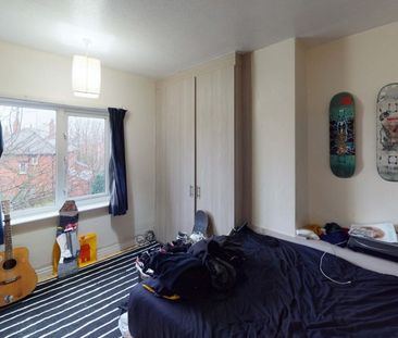 11 Derwentwater Grove, Leeds, LS6 3EN - Photo 4