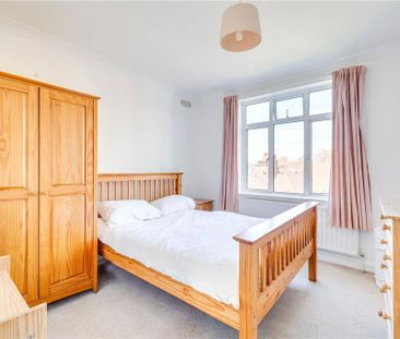 3 bedroom apartment to rent - Photo 3