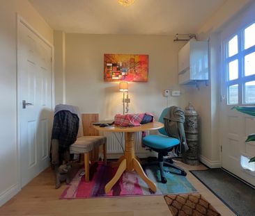 3 bedroom semi-detached house to rent - Photo 5