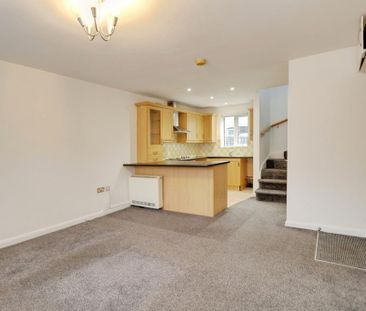 1 bedroom semi-detached house to rent - Photo 2