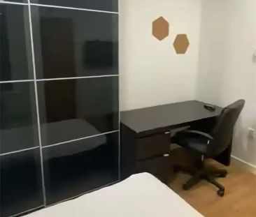Large Premier Studio - Photo 2