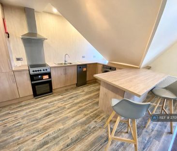 2 bedroom flat to rent - Photo 6