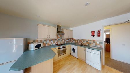2 bedroom flat to rent - Photo 5