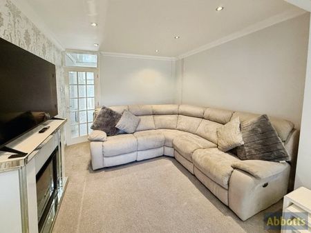 Sunnybank Close, Leigh on Sea - Photo 5