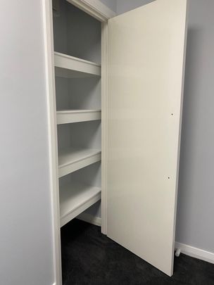 Catherine Field - Photo 1