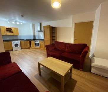 2 bedroom apartment to rent - Photo 4