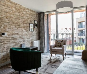 Apt 8 The Residence, 334 Ormeau Road, Belfast, BT7 2GE - Photo 1