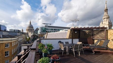 A stunning penthouse apartment for rent in Bank, London, EC4M - Photo 4