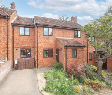 4 bedroom semi-detached house to rent - Photo 6