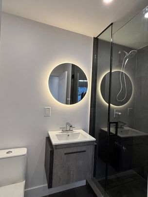 For Lease - 19 Rensburg Drive, Toronto, Ontario - Photo 1