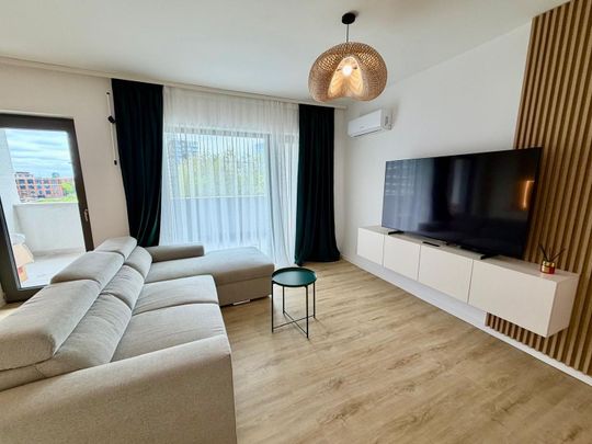 3 camere de inchiriat | zona Floreasca | prima inchiriere - Photo 1