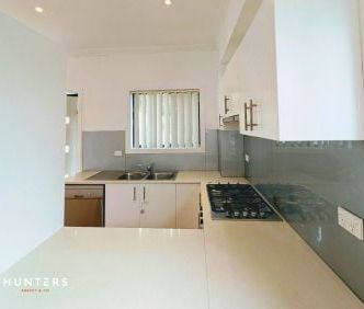 Immaculate Quiet Rear Duplex with Ducted Air Conditioning - Photo 5